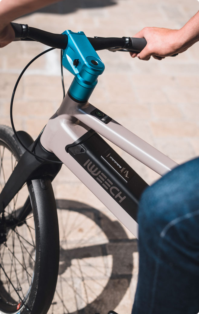 IWEECH E-Bike mit dem Allernötigsten